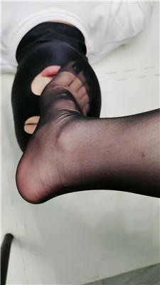 云儿胶带捆绑强制舔高跟黑丝jio/耳光 bf47142