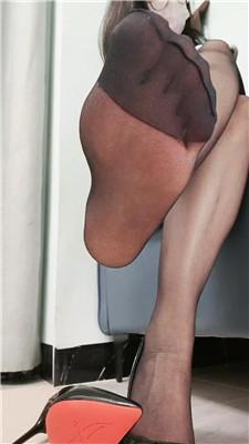 云儿胶带捆绑强制舔高跟黑丝jio/耳光 bf47142