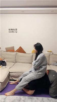 埋汰玉足踩踏恋足舔 JS241123-3