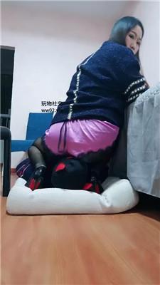 美柠坐脸窒息/黑丝高跟美腿踩 bf47316