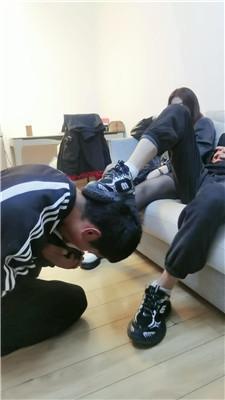 苏苏高贵情侣主-舔脏鞋鞭打/浓痰/混合圣水双视角版 JS241122-45