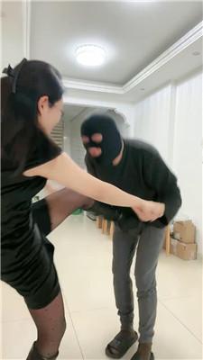 乔妹儿长靴高跟黑丝踩踏/重度鞭打 JS241123-16