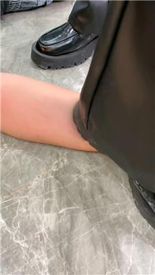 麋鹿银儿超颜值3S-踩头踢踹天花板-靴子小白鞋 bf47325