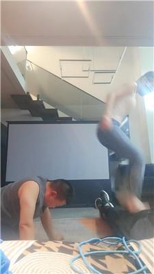 诗琪双奴踩踏-舔不好鞋袜就鞭打惩罚 JS241122-41