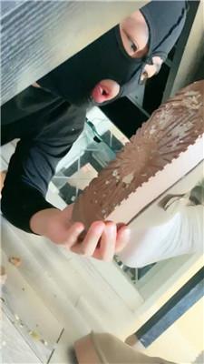 Esse殿下桌底视角-脏鞋白袜踩踏喂食 bf47310