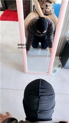 李老师镜前羞辱-脚插嘴/网袜踩踏 JS241122-44