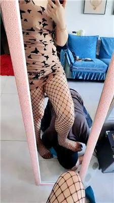 李老师镜前羞辱-脚插嘴/网袜踩踏 JS241122-44