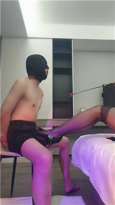 米小唐袜子塞嘴高跟黑丝踩虐 JS241126-10