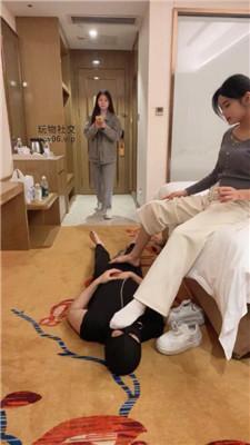 沐沐大人骑马狗爬/重度鞭打/小白鞋白袜虐/插嘴喂奶 bf47447