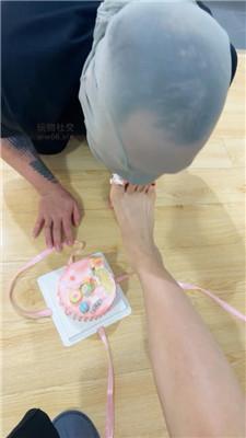 紫琳踩踏蛋糕喂食-给狗过不一样的生日 JS241126-12