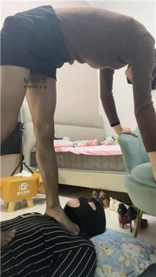 苏晴骑狗背/黑丝美腿踩虐/短裙坐脸窒息 bf47469