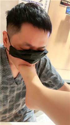 乔伊当着素人足疗师的面羞辱奴才 bf47473