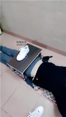 【爱秀套图】【奇了怪了】原味白袜气味辱家奴bf47409