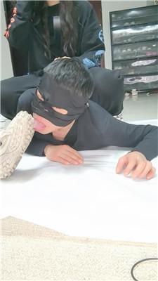 芭比双S-骑马脏鞋踩踏/清理脏鞋底棉袜双视角版 JS241125-9