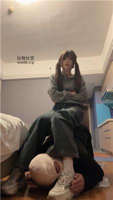六六可爱女主S-运动鞋白袜虐老师犬上 bf47416