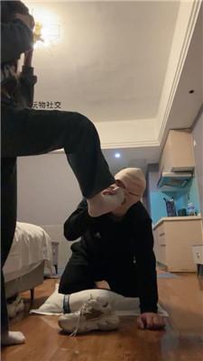 六六可爱女主S-运动鞋白袜虐老师犬上 bf47416