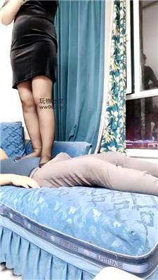 【爱秀套图】【李老师】黑丝美腿全体重踩踏JS241125-3