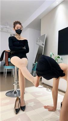 七月长腿车模S诱惑虐杀脚下奴下 bf47414