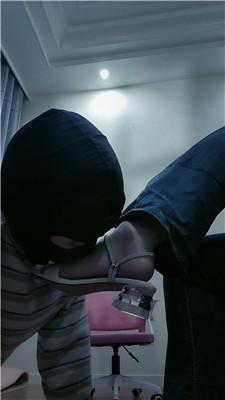 樊樊大人舔闻高跟原味短丝 JS241125-11