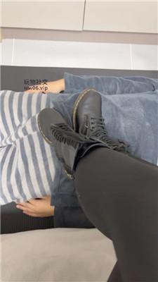 潇潇大人厚底皮靴全体重碾压踩 bf47524