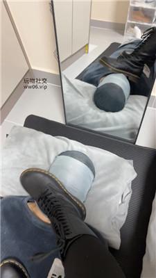 潇潇大人厚底皮靴全体重碾压踩 bf47524