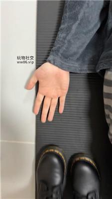 潇潇大人厚底皮靴全体重碾压踩 bf47524