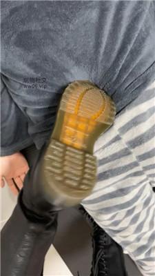 潇潇大人厚底皮靴全体重碾压踩 bf47524