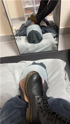 潇潇大人厚底皮靴全体重碾压踩 bf47524