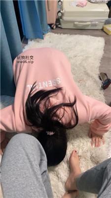 【爱秀套图】【白兔】女贱狗给主人洗脚舔鞋很听话JS241128-12