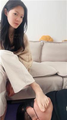 埋汰骑马玉足踩踏舔 bf47500