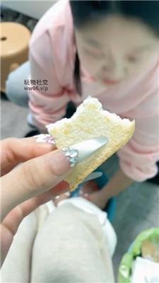 沐沐大大藤条抽白袜脚母畜 JS241127-27