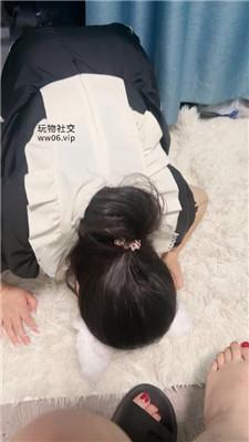 【爱秀套图】【小凤梨】涂鸦羞辱狗闺蜜/卫生巾贴嘴巴JS241128-11