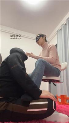 姗姗黑棉袜踩虐/鞭打 JS241130-3