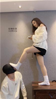 狗哥居高临下舔脏长靴/原味白袜 bf47607