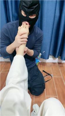 ccs体育课后让老师舔小白鞋白袜 JS241130-1