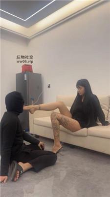 白鹭长腿纹身小姐姐-踢裆踩踏坐脸窒息 bf47588