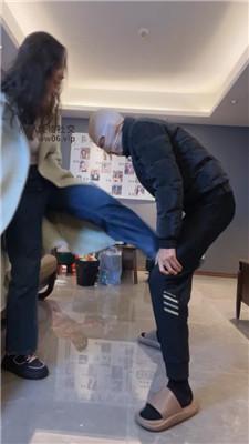 猴哥卷发女神S-踢裆/踩踏/原味棉袜捂脸窒息 bf47606