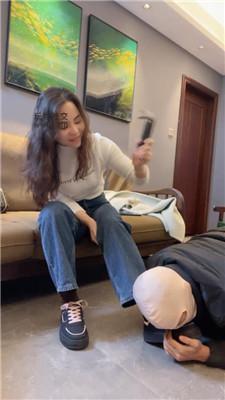 猴哥卷发女神S-踢裆/踩踏/原味棉袜捂脸窒息 bf47606