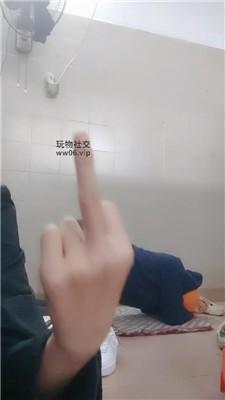 奇了怪了健身后原味白袜踩脚奴 JS241206-7