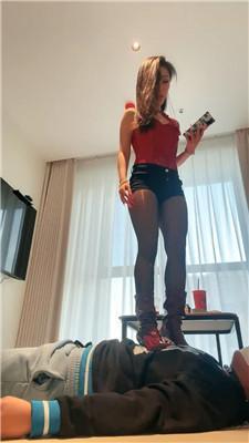 莫吉托重度鞭打抽耳光/高跟短靴跳踩 bf47850