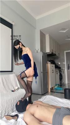 甜一长腿车模S的脚下奴才上 bf47847