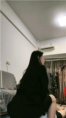 魔仙集中地性感姐妹花的脚下奴三四合集 bf47827