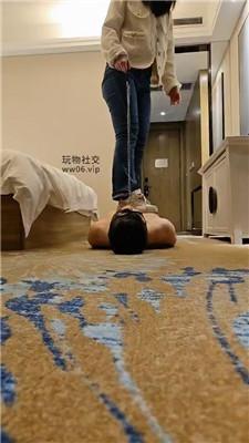 上头姐妹体校女神暴力踢踹虐打老师 JS241205-33