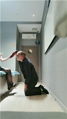 西北傻子开发足疗店技师-踩踏跪拜耳光/皮带抽/口水浓痰 JS241204-33