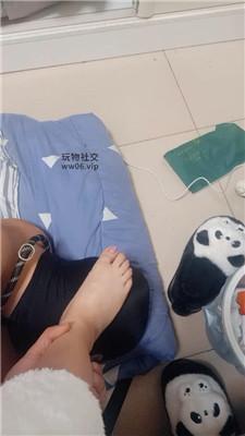 苏苏不苏脏臭棉袜脚玉足踩虐 JS241204-28