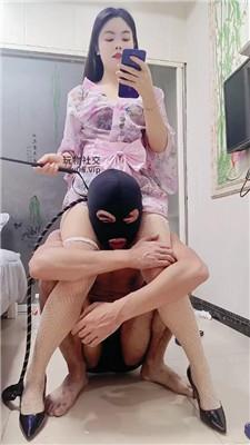 苏苏不苏胶带封嘴/骑马转胯/高跟网袜踩/鞭打 bf47793