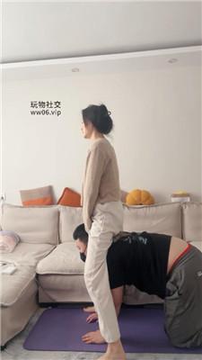 埋汰玉足踢踹踩虐/恋足舔 JS241205-7