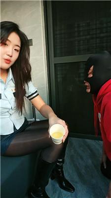 亿姐骑马连环耳光抽/舔脏长靴 bf47788