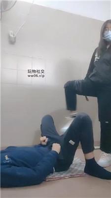 奇了怪了脏鞋白袜气味辱/踢踹踩 bf47805