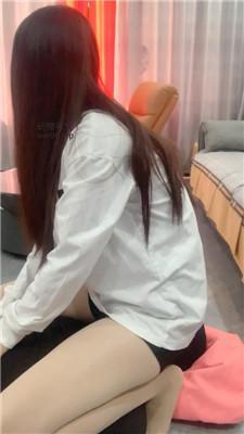 灵儿肉丝美腿恋足狂舔 JS241205-15